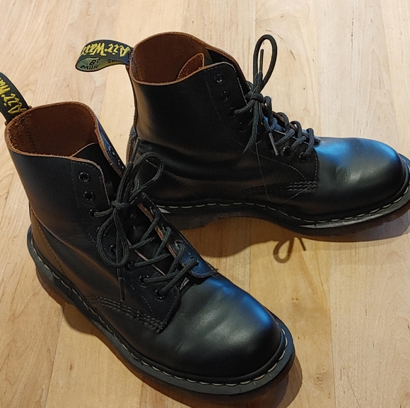 Dr. Martens Shoes - Dr. Martens - Brand New W size 8.5